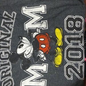 Tee shirt